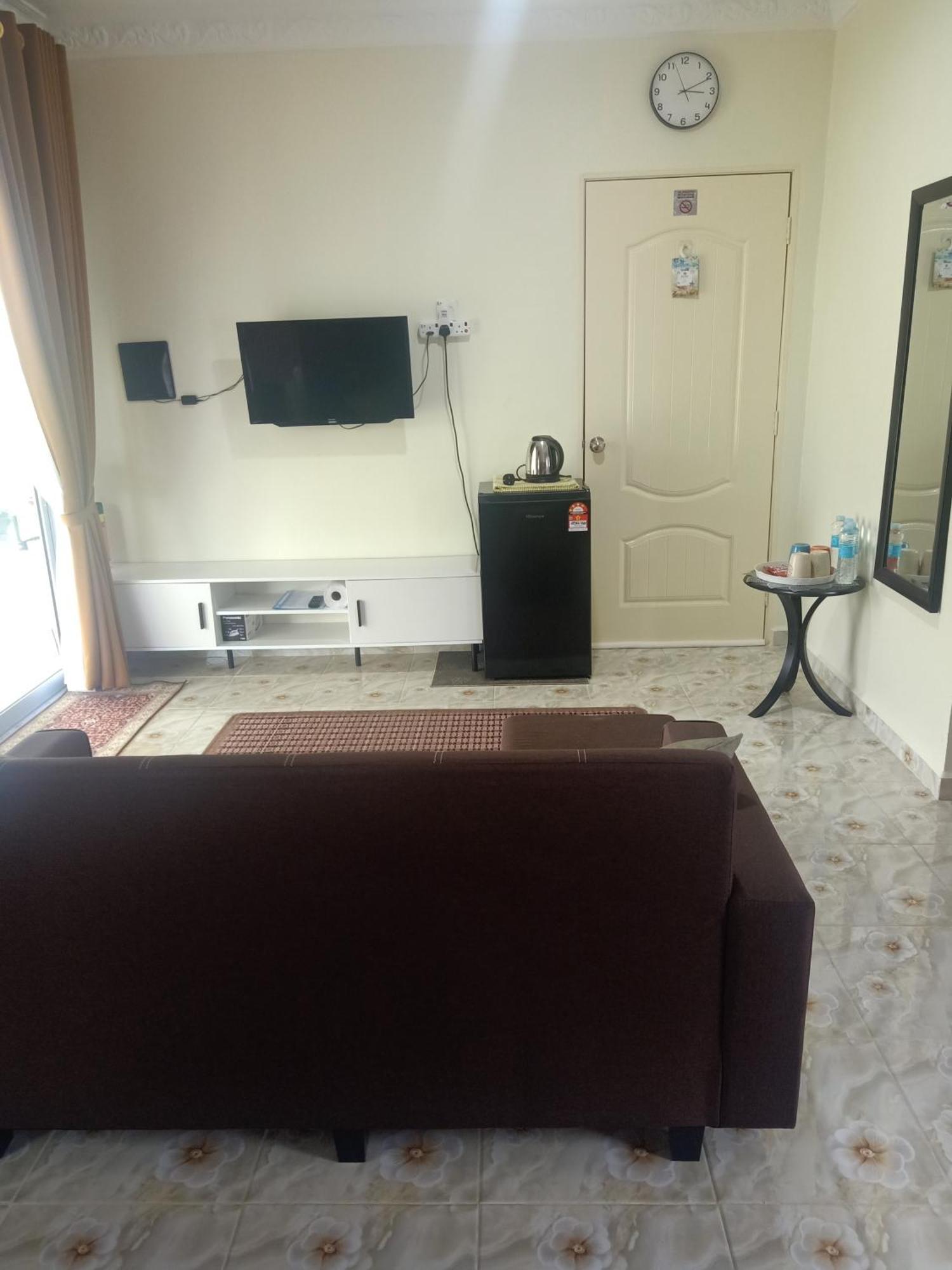 Heal Inn Roomstay- Islamic Guest Kangar Dış mekan fotoğraf